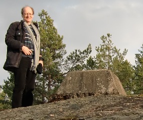 Beacon 101 S�dert�lje. Remaining fundament, and author